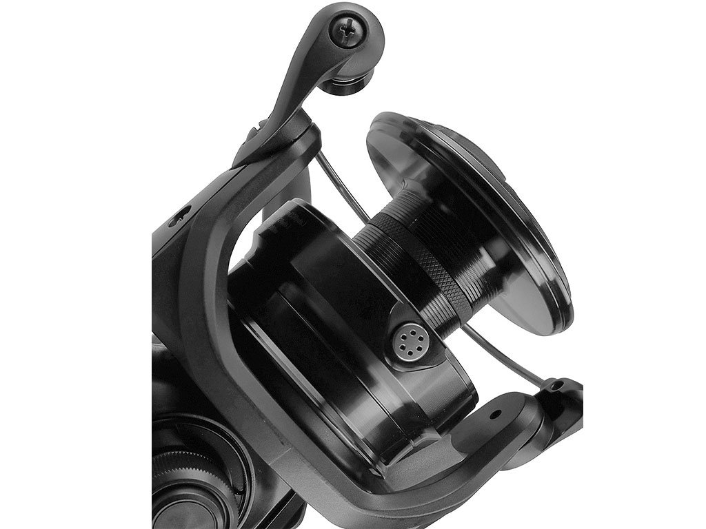 D22e Daiwa 22 Emblem BR 10000 rola